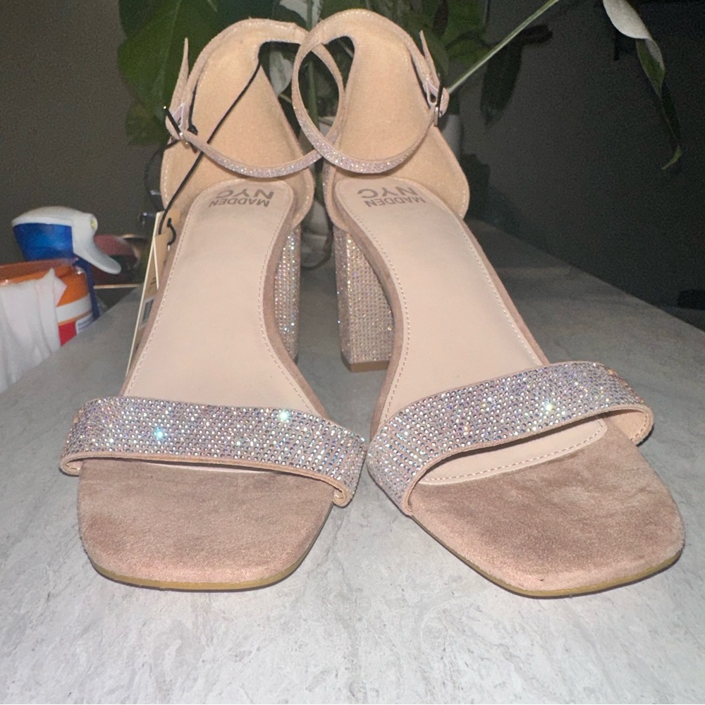 Steve Madden Madden NYC NWT rhinestone block heels